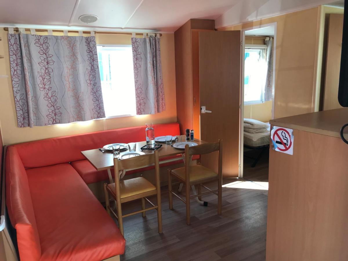 Mobil Home A Meschers Au Camping L'Escale Proche De Royan Exteriör bild